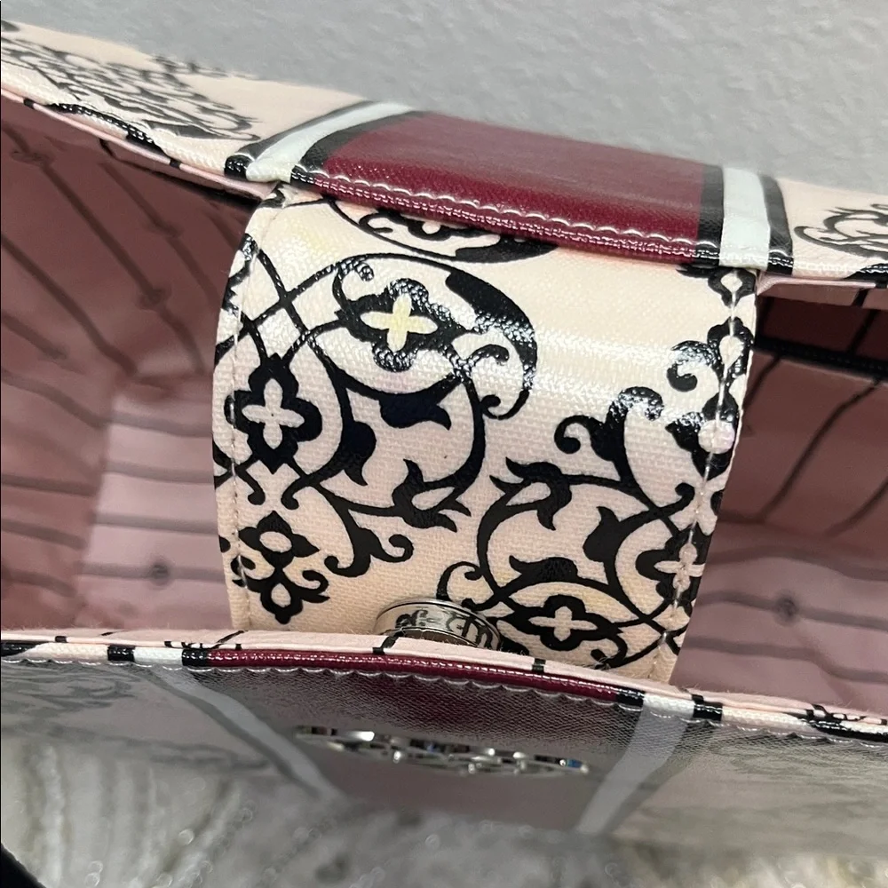 NWOT Brighton "My Sweet Valentine" Tote { small flaw} - Picture 13 of 13